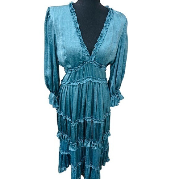 Emerald Satin Flowy Tiered Maxi Dress Ruffle Romantic  Boho - Picture 2 of 6
